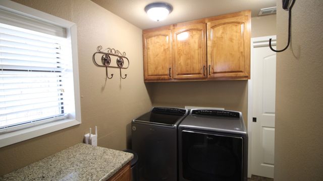 502 County Road 194, Ovalo, TX 79541