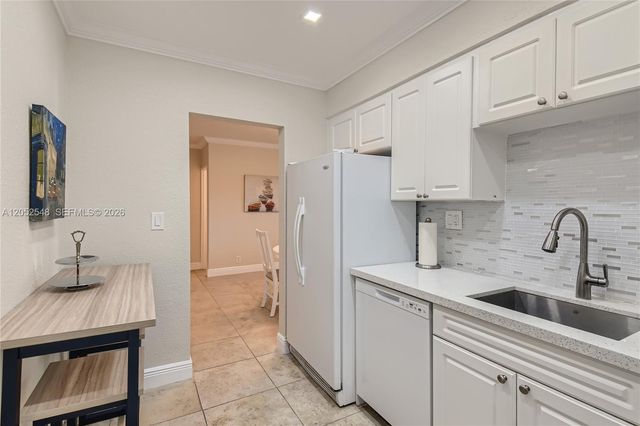 2501 S Ocean Drive 316, Hollywood, FL 33019