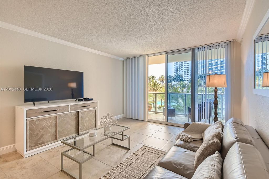 2501 S Ocean Drive 316, Hollywood, FL 33019