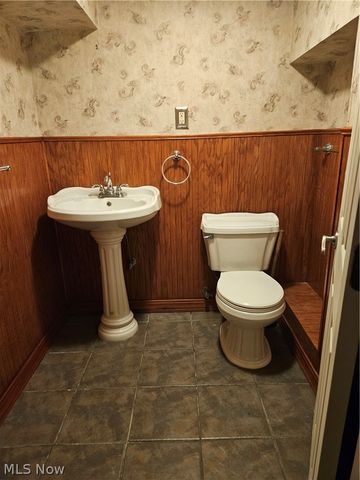 19919 Maple Heights Boulevard, Maple Heights, OH 44137