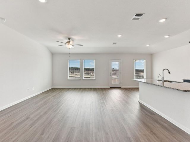 116 Hayburner RD, Burnet, TX 78611