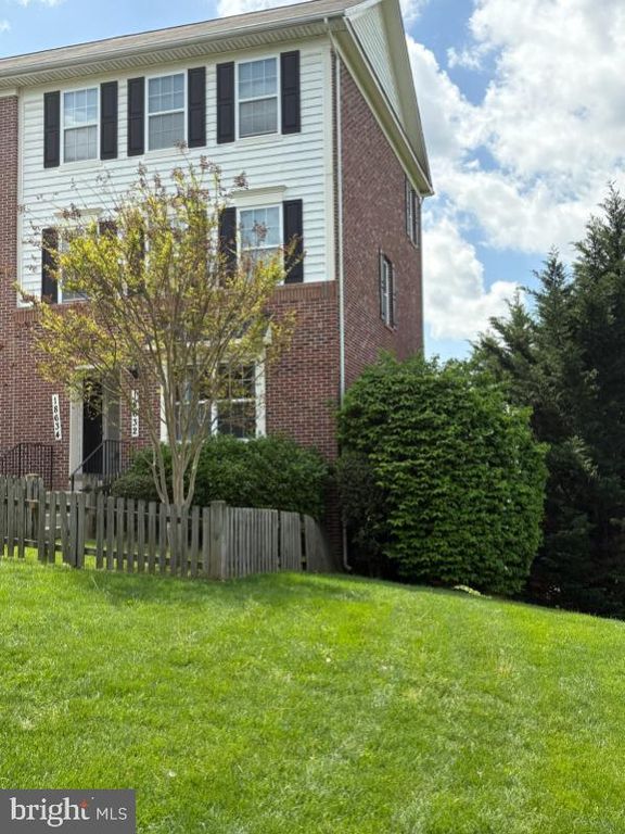 18632 POPLAR GLEN CT #9, Boyds, MD 20841