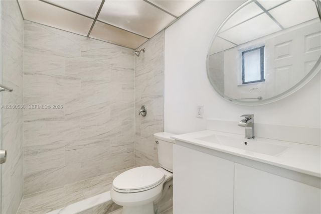 8520 SW 133rd Ave Rd 323, Miami, FL 33183