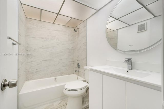 8520 SW 133rd Ave Rd 323, Miami, FL 33183