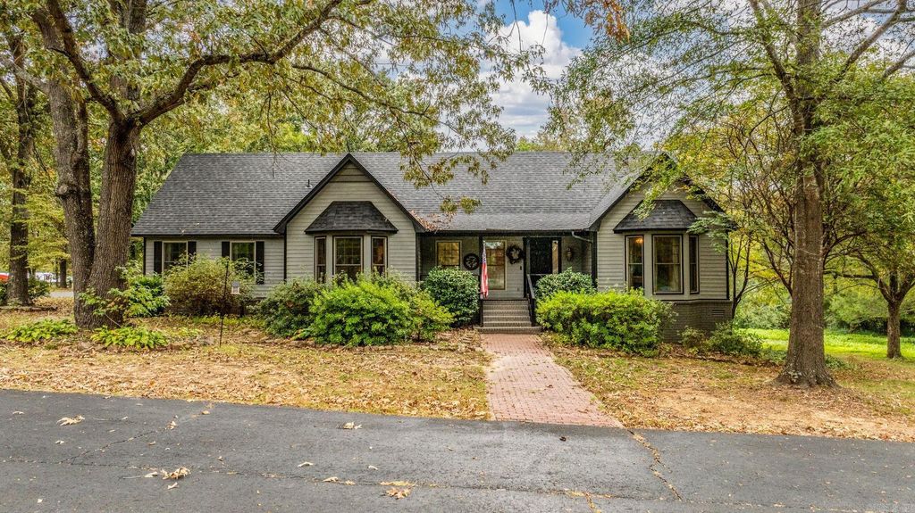 6 W Springhill Drive, Greenbrier, AR 72058