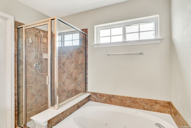 153 Bentwood Ranch Dr., Cibolo, TX 78108