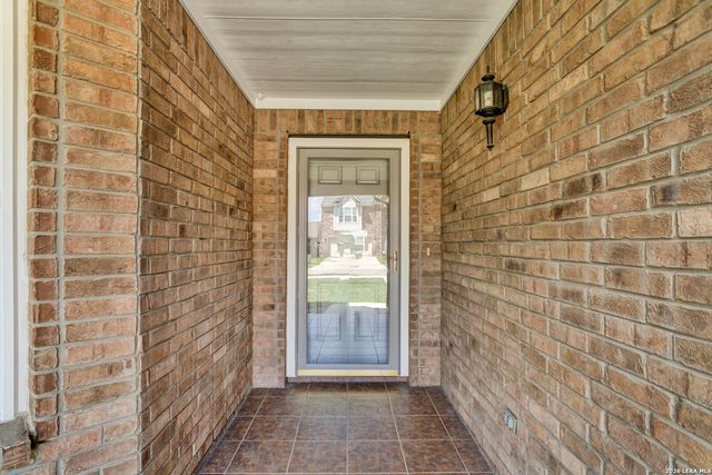 153 Bentwood Ranch Dr., Cibolo, TX 78108