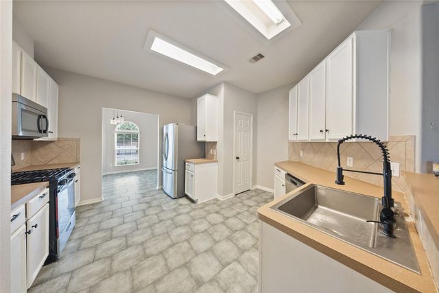 17911 Egret Lake Way, Humble, TX 77346