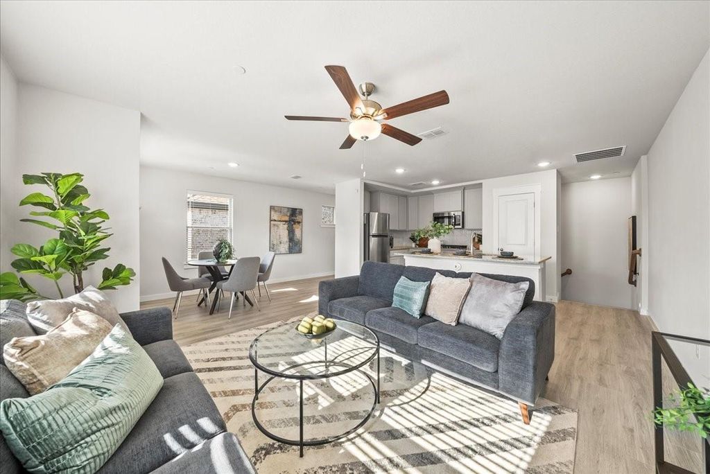3039 Tenor WAY, Sachse, TX 75048