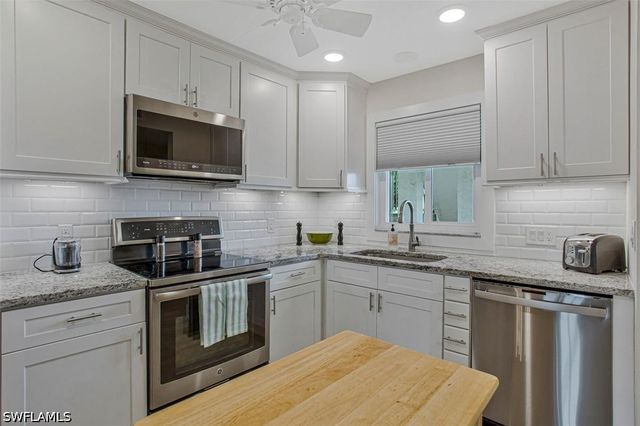 4298 27th CT SW 101, Naples, FL 34116