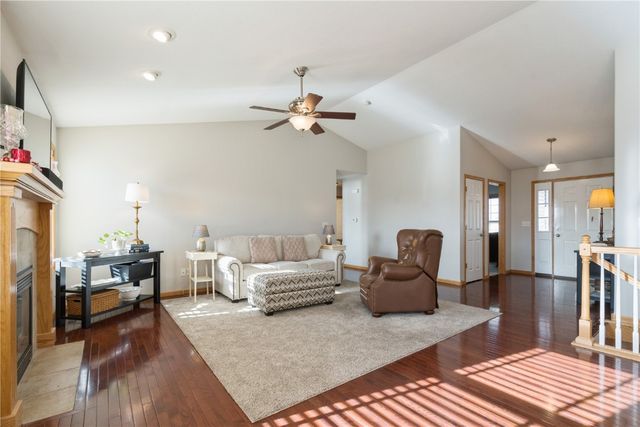 1605 Valentine Drive, Marion, IA 52302