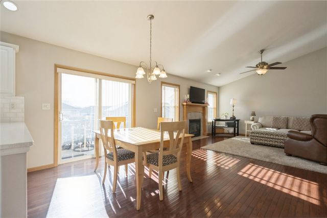 1605 Valentine Drive, Marion, IA 52302