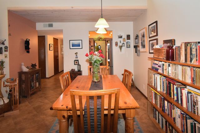 3228 Calle de Molina, Santa Fe, NM 87507