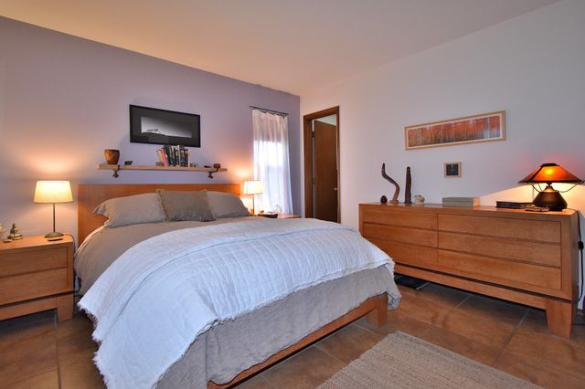 3228 Calle de Molina, Santa Fe, NM 87507