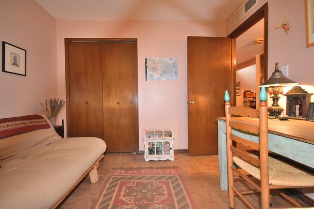 3228 Calle de Molina, Santa Fe, NM 87507