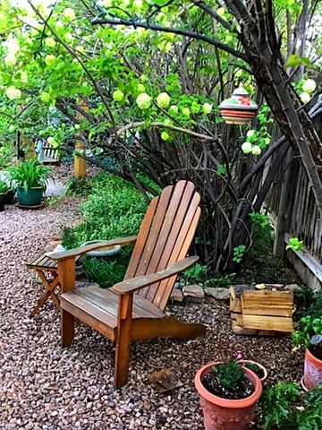 3228 Calle de Molina, Santa Fe, NM 87507