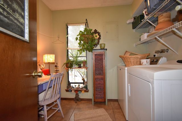 3228 Calle de Molina, Santa Fe, NM 87507