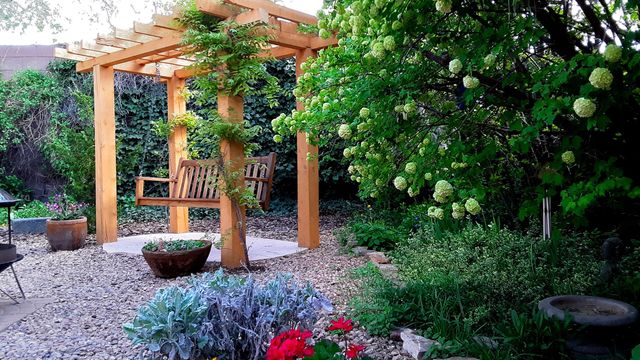 3228 Calle de Molina, Santa Fe, NM 87507