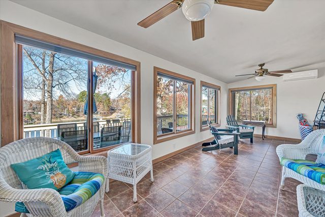 290 Winding WAY, Union Hall, VA 24176