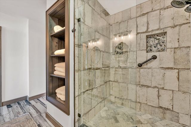 290 Winding WAY, Union Hall, VA 24176