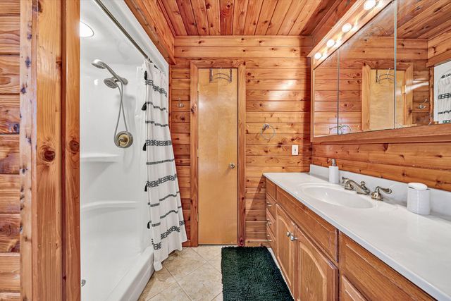 290 Winding WAY, Union Hall, VA 24176