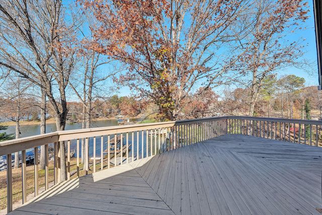 290 Winding WAY, Union Hall, VA 24176