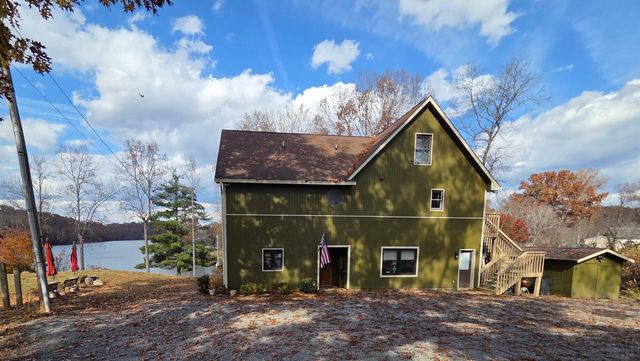 290 Winding WAY, Union Hall, VA 24176