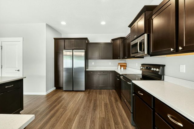 1723 Luxor Lane, Medford, OR 97504