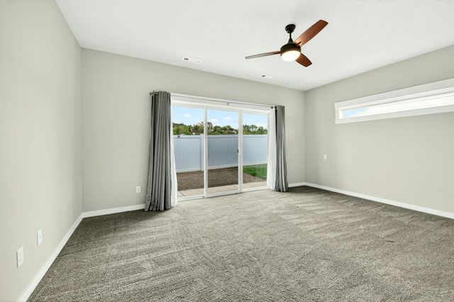 1723 Luxor Lane, Medford, OR 97504