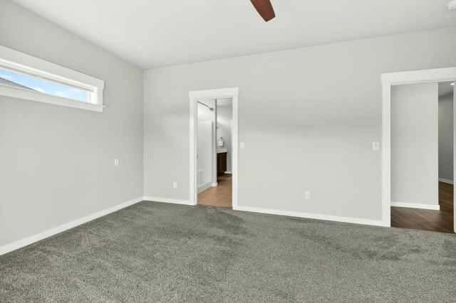 1723 Luxor Lane, Medford, OR 97504