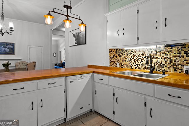 16156 Barnesville Street, Zebulon, GA 30295