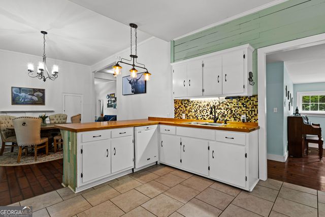 16156 Barnesville Street, Zebulon, GA 30295