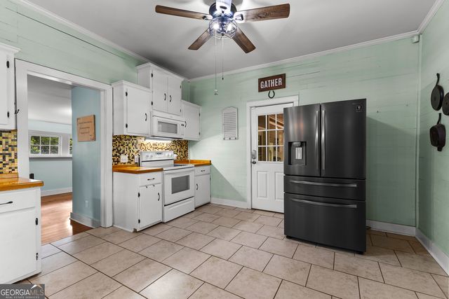 16156 Barnesville Street, Zebulon, GA 30295