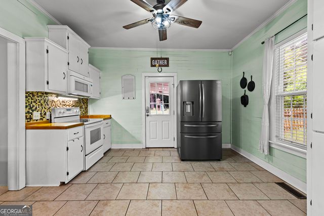 16156 Barnesville Street, Zebulon, GA 30295