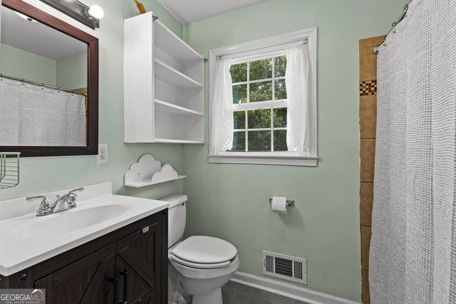 16156 Barnesville Street, Zebulon, GA 30295