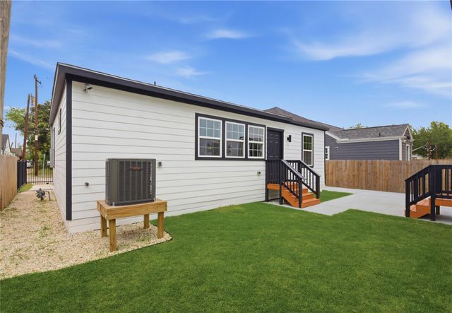 4610 Providence Street A, Houston, TX 77020