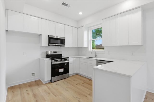 4610 Providence Street A, Houston, TX 77020