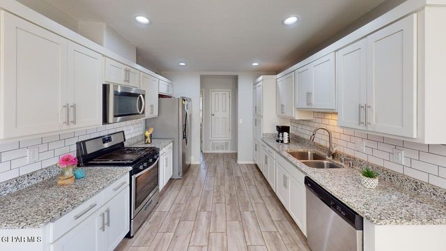 11511 LEONOR DURAN Street, El Paso, TX 79927