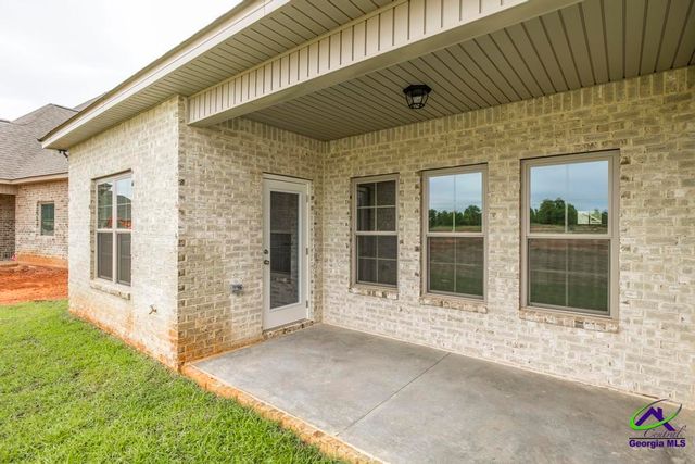 304 Willowbrook Lane, Kathleen, GA 31047
