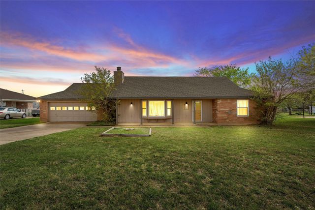 401 Quail Hollow Lane, Woodway, TX 76712