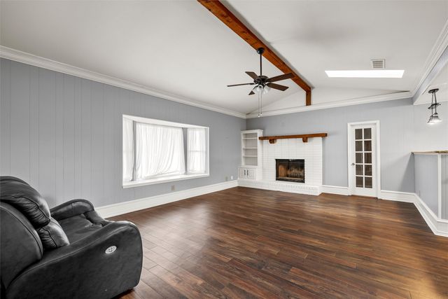 401 Quail Hollow Lane, Woodway, TX 76712