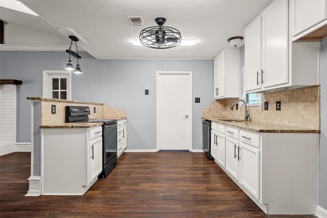 401 Quail Hollow Lane, Woodway, TX 76712