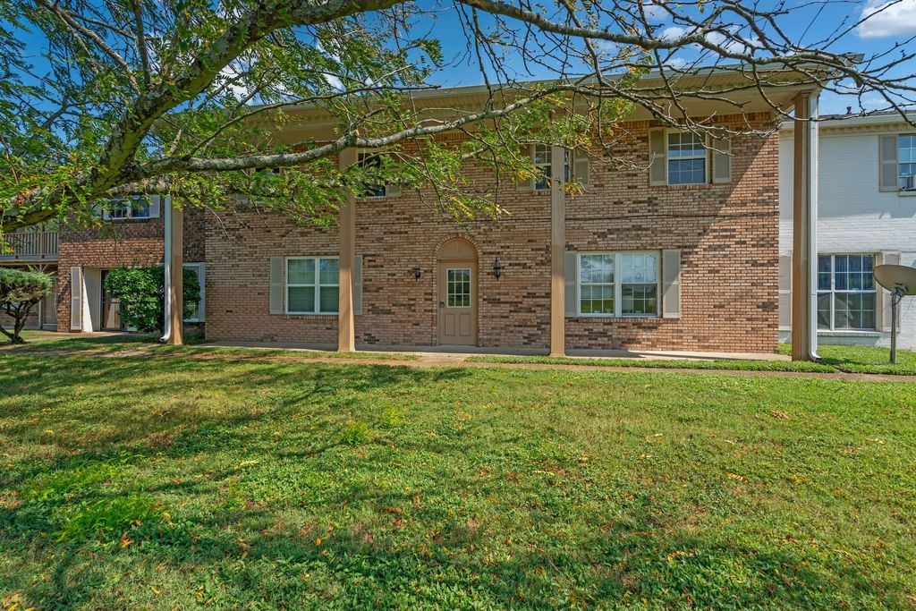 1301 Neelys Bend Rd Apt E41, Madison, TN 37115