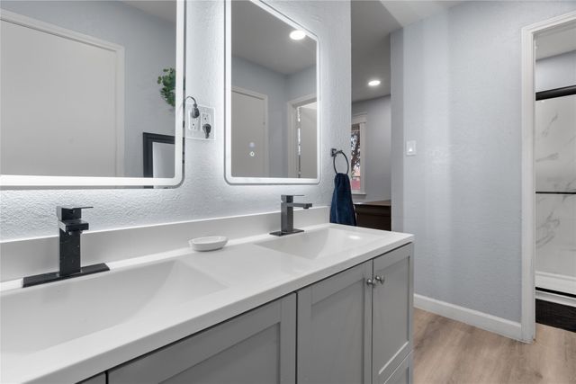 7629 Cedarhill Road, Watauga, TX 76148
