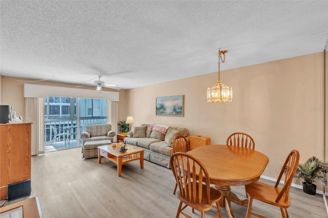 1330 GLEN OAKS DRIVE E 269D, Sarasota, FL 34232