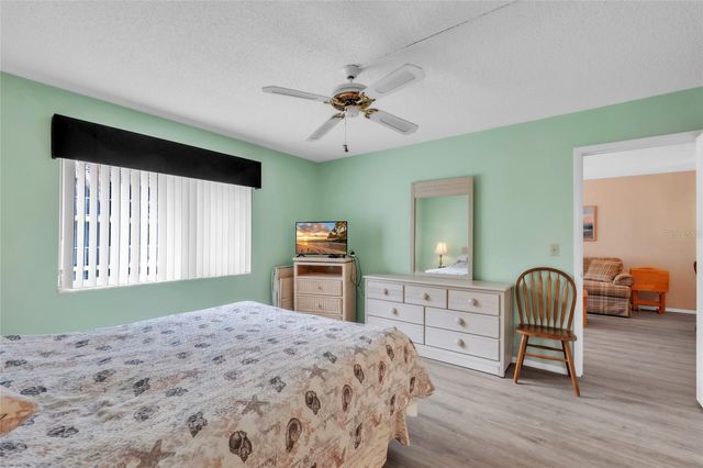 1330 GLEN OAKS DRIVE E 269D, Sarasota, FL 34232