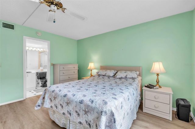 1330 GLEN OAKS DRIVE E 269D, Sarasota, FL 34232