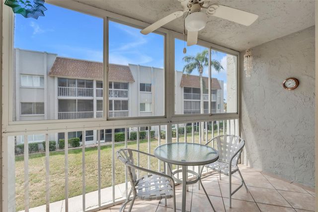 1330 GLEN OAKS DRIVE E 269D, Sarasota, FL 34232