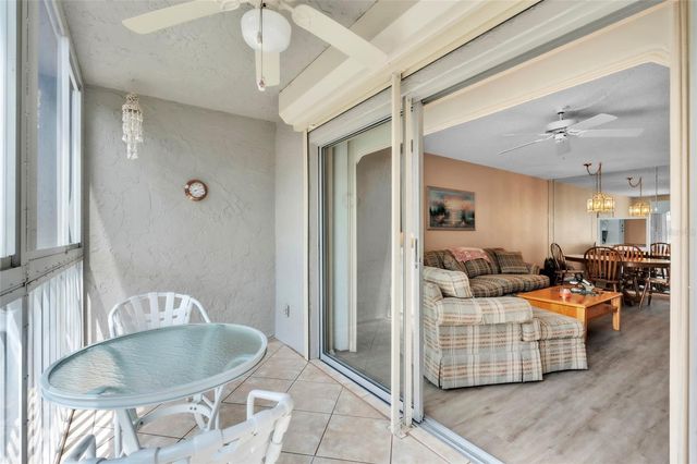 1330 GLEN OAKS DRIVE E 269D, Sarasota, FL 34232