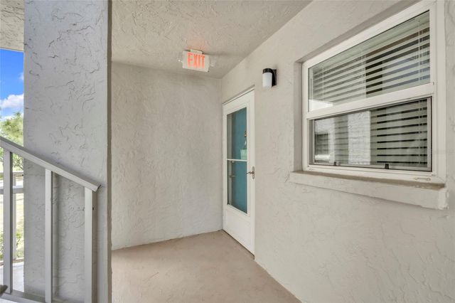 1330 GLEN OAKS DRIVE E 269D, Sarasota, FL 34232